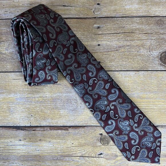 Croft & Barrow One Size Mens Tie Maroon and Gray 56”x 3” - Picture 2 of 11